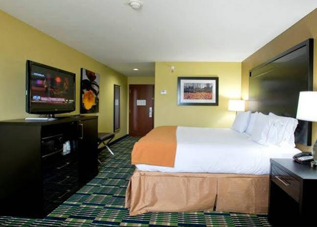 Holiday Inn Express & Suites Morrilton By Ihg Exterior foto