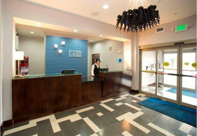 Holiday Inn Express & Suites Morrilton By Ihg Exterior foto